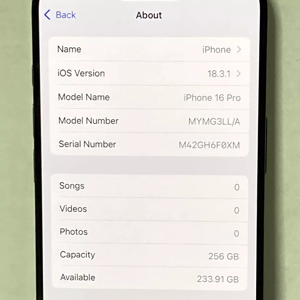 Apple iPhone 16 Pro 256GB Black Titanium Factory Unlocked 100% Battery Excellent
